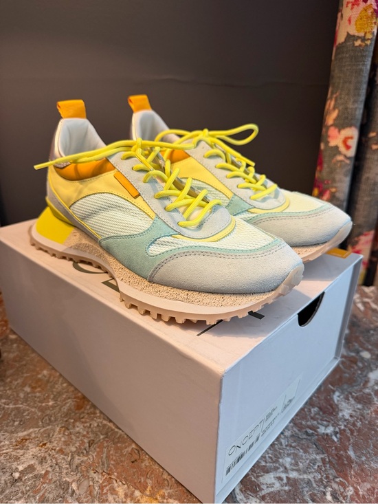 Oncept Shoes - Oncept Jakarta Multi Glacier Sneakers Like New Size 8